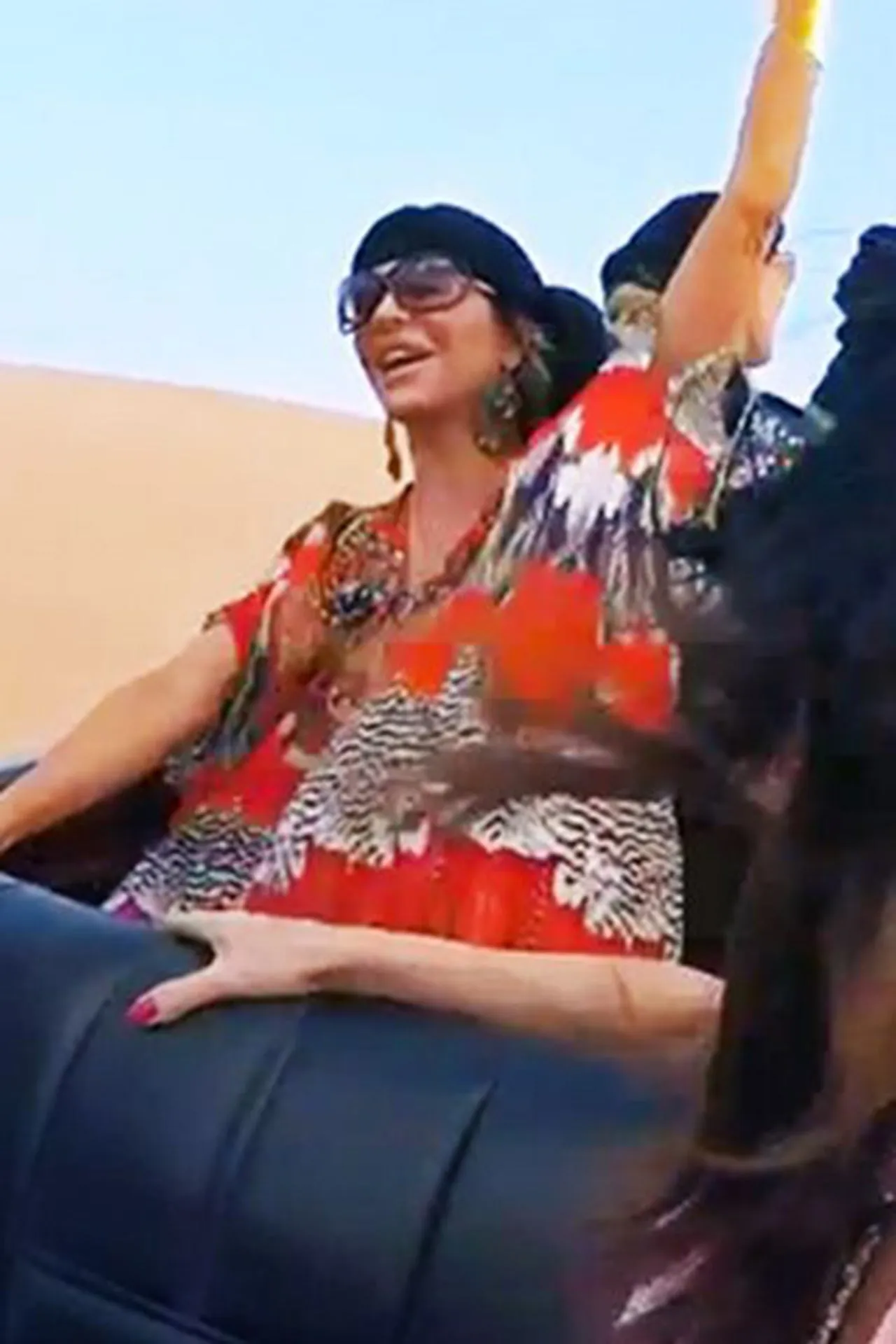 As Seen On Lisa Rinna Sexy Vacation Outfits