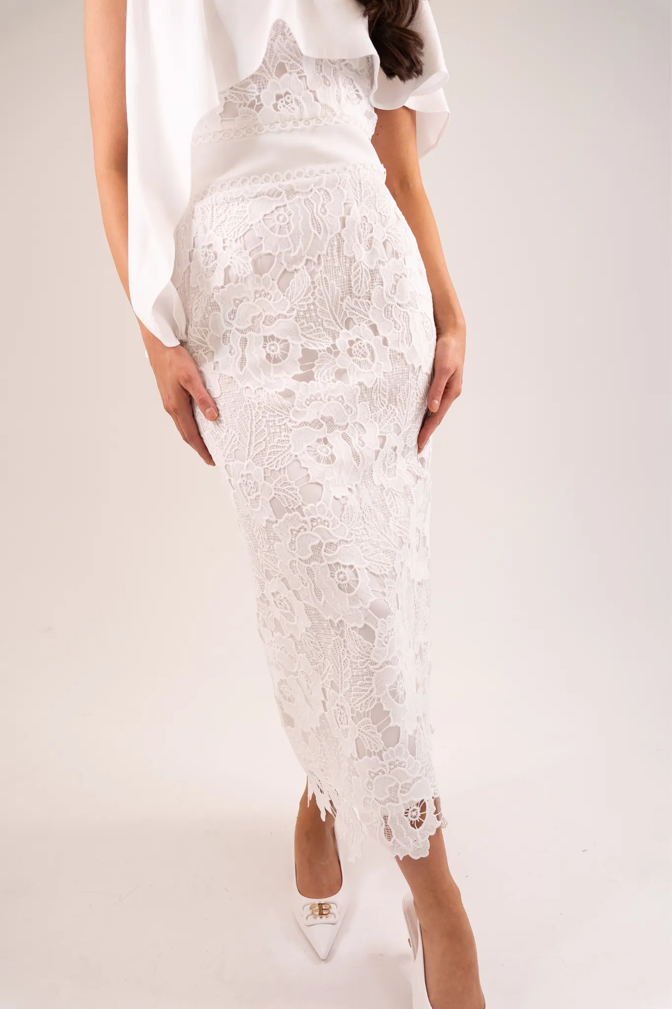 Kayla Lace Overlay Dress In Ivory