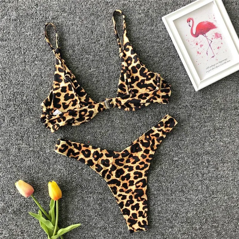 Women's Summer V-Neck Polyester Push-Up Bikini With Snake Print